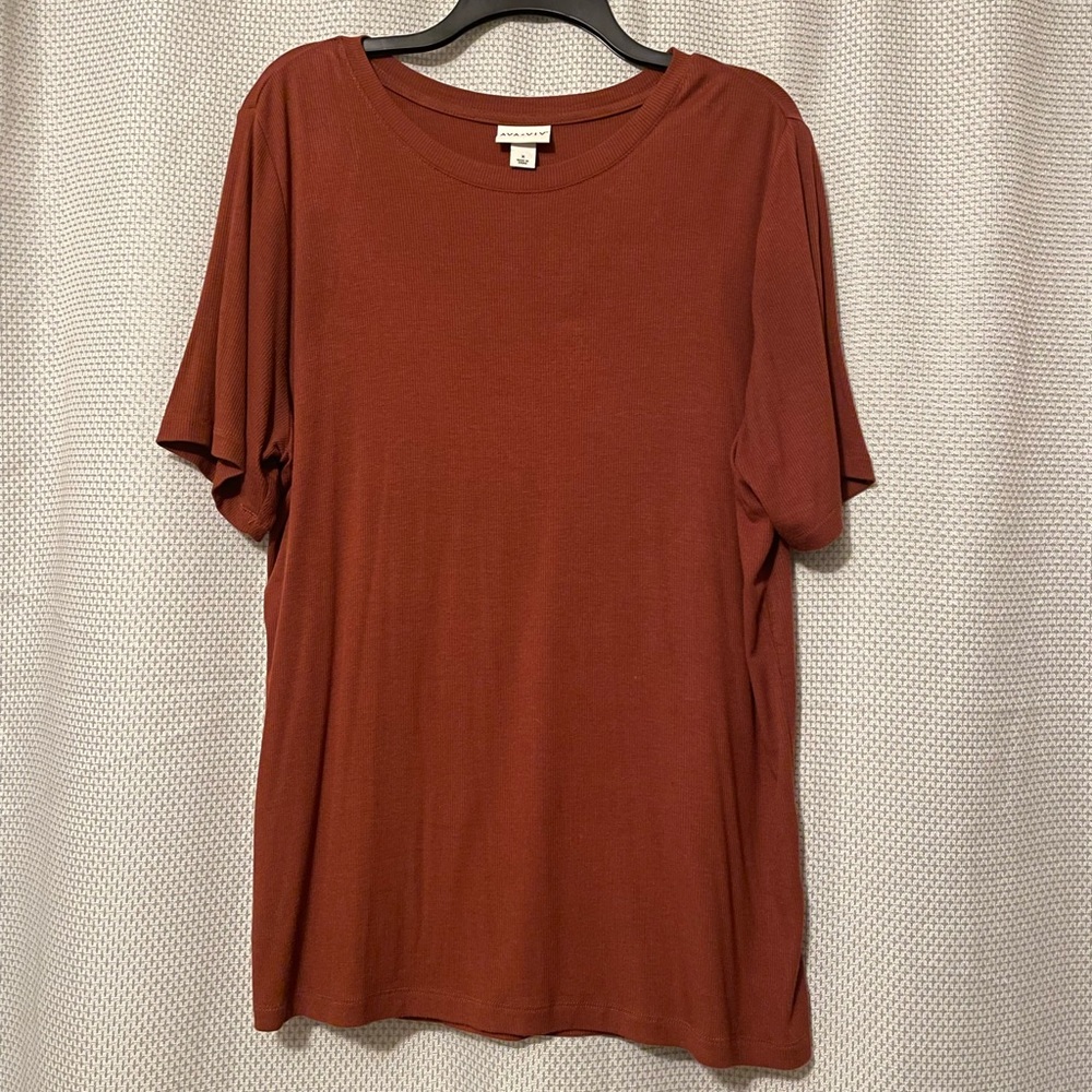 Ava & Viv Top